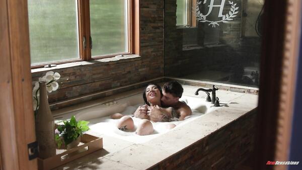 Young Handsome Man Fucks Hot Asian Babe In Bathroom
